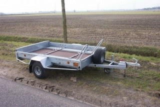 Powertrailer mototransporter