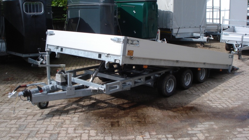 Stam machine transporter